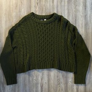 BDG Cropped Sweater Size L